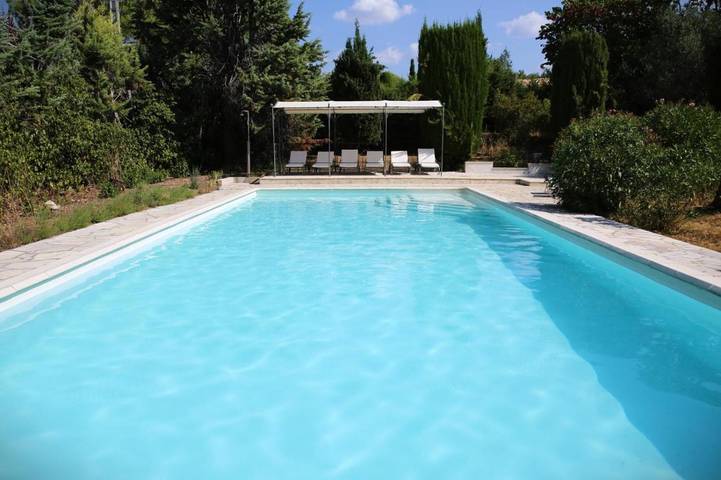 Chambre d’hôte pour 2 personnes, avec Terrasse et Jardin ainsi que Piscine et Vue