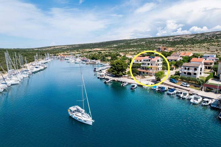 Ferienhaus für 4 Personen, mit Balkon und Terrasse sowie Garten und Ausblick