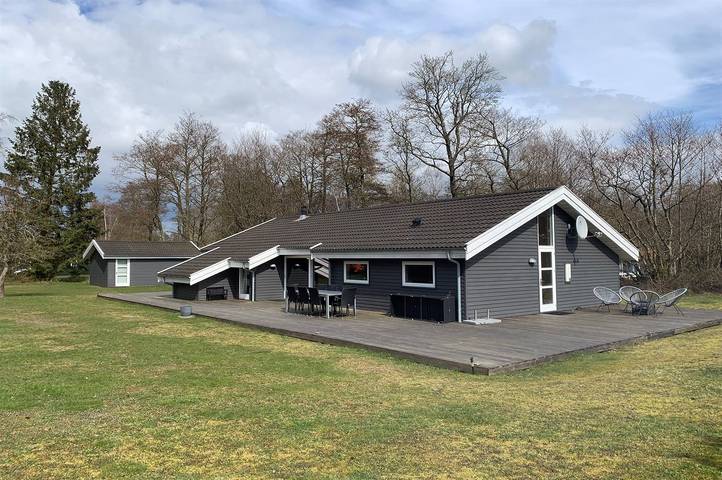 Ferienhaus für 10 Personen, mit Whirlpool und Terrasse sowie Sauna in Østre Sømarken