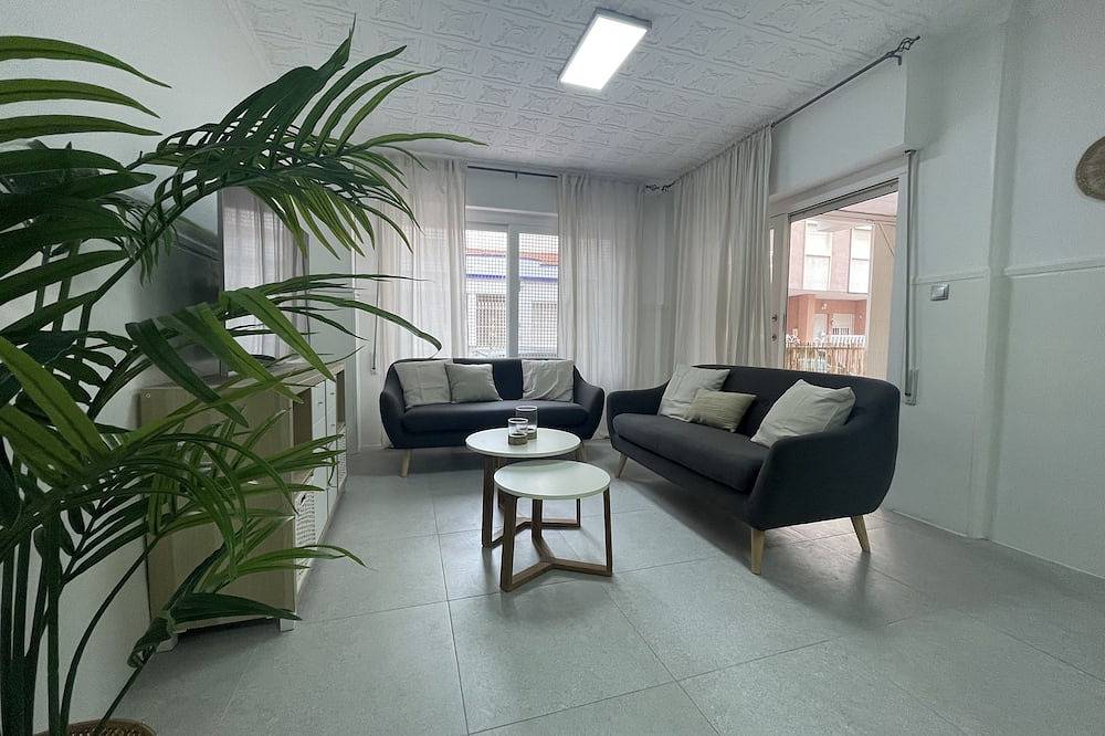 Appartement entier, Grand appartement familial moderne à Torrevieja, Espagne in Torrevieja Centre, Torrevieja