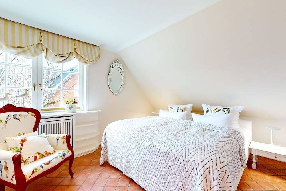 Ganze Wohnung, Lee Biberhüs - Gemütliche Wohnung unter Reet im Landhausstil im traditionellen in Sylt-Ost, Sylt (Gemeinde)