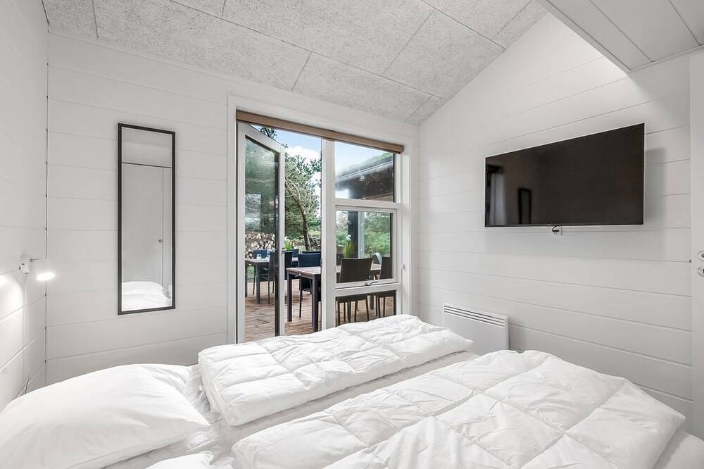 \"Elisenda\" - 625m from the sea in Skagen, Tannis Bugt