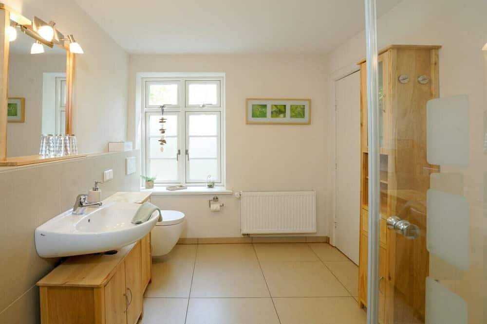 Ferienwohnung mit 2 Schlafzimmer in Uelvesbüll, Halbinsel Eiderstedt