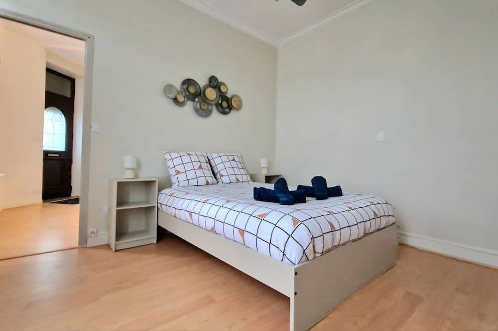 House near Nausicaa and Remparts Free parking Netflix in Boulogne-sur-Mer, Boulogne-sur-Mer region