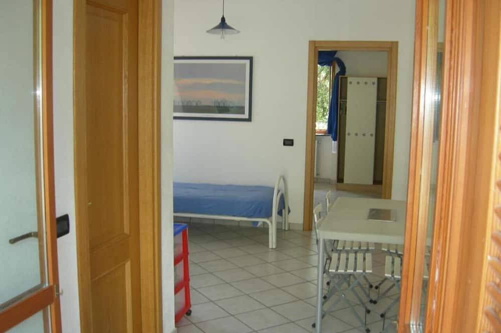 Apartamento entero, Close to the most convenient and breezy beach in Maratea, with garden and terrace. in Maratea, Provincia de Potenza