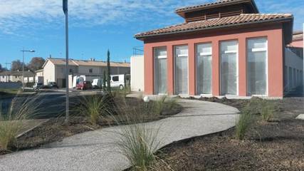 Cottage pour 3 personnes, avec terrasse, animaux acceptés à La Brède