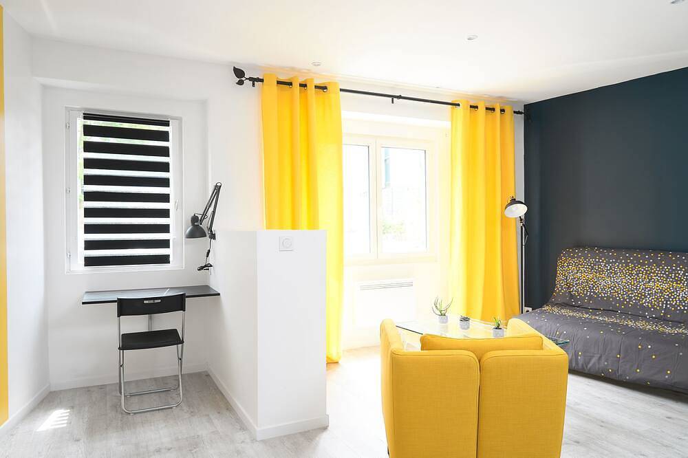 Entire apartment, Fully equipped \"Independence\" apartment in Hennebont, Côte des Mégalithes