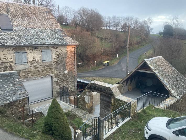 Gîte pour 12 personnes, avec jardin et terrasse, animaux acceptés dans l' Aveyron - 4