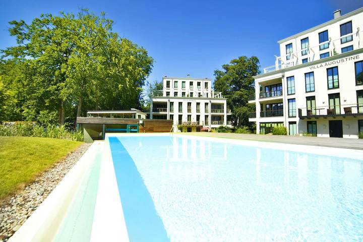 Lägenhet för 6 Personer, med trädgård samt utsikt och pool, med husdjur i Binz