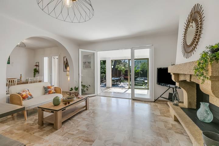 Location de vacances pour 5 personnes, avec piscine et terrasse dans Boulouris - 3