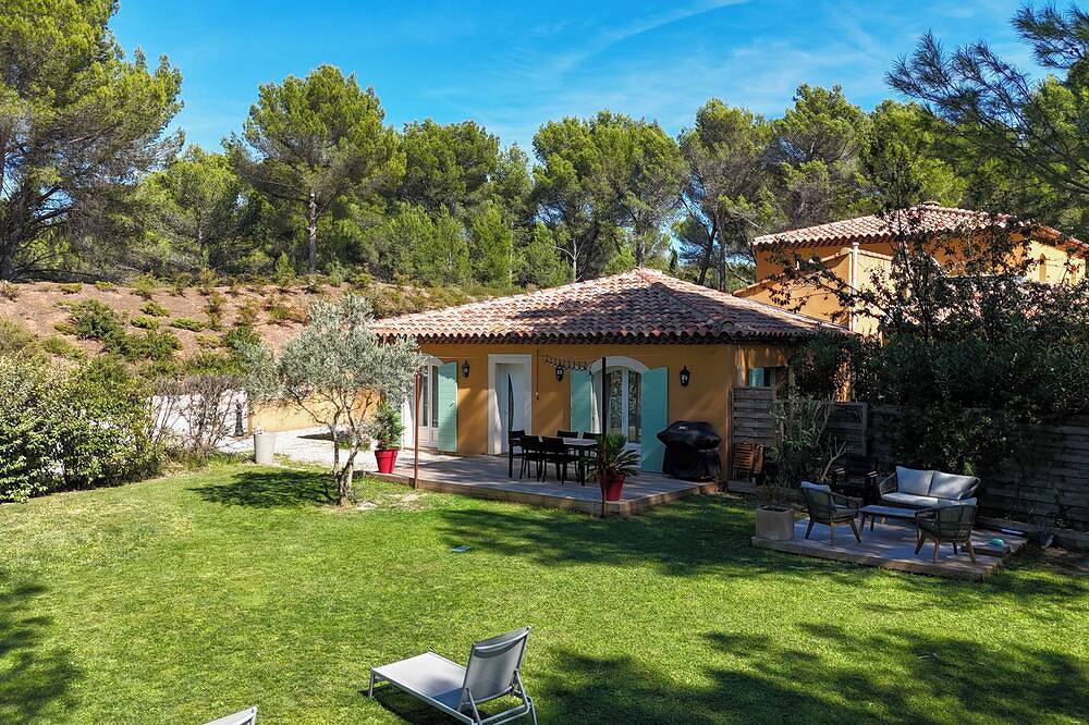 La Maisonnette dans les pins in Ventabren, Côte méditerranéenne (France)