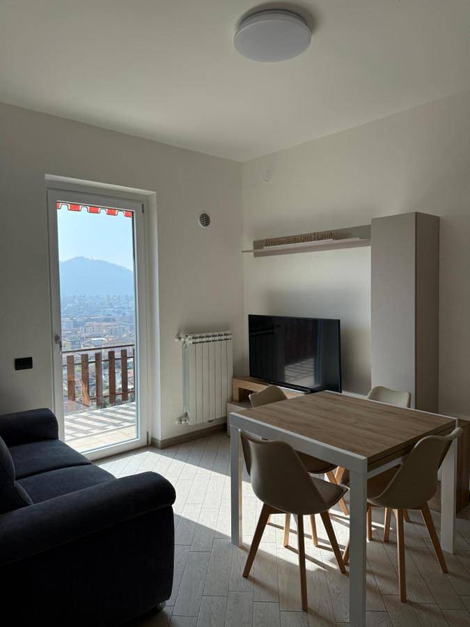 Location de vacances pour 3 personnes, avec Balcon et Terrasse ainsi que Jardin et Vue à Sarnico