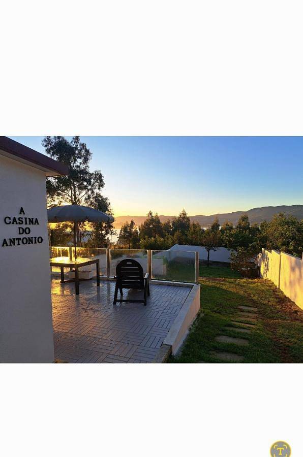 Two-Bedroom House in Nigrán, Rias Baixas