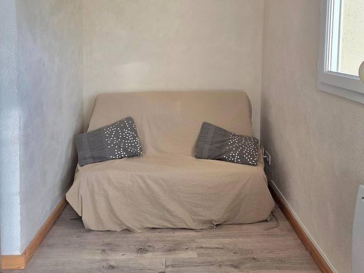 Gîte pour 3 personnes, avec vue ainsi que balcon et piscine dans Plage des Aresquiers - 3