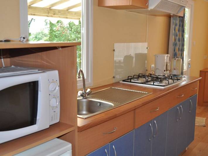 Camping pour 4 personnes, avec piscine et terrasse, animaux acceptés dans le Lot-et-Garonne - 3