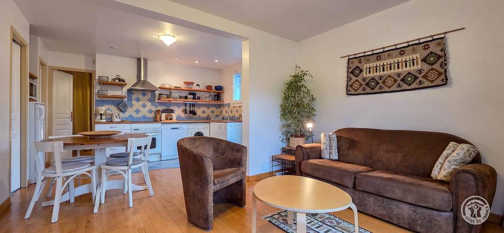 Gîte pour 4 personnes, avec jardin à Aucun - 4