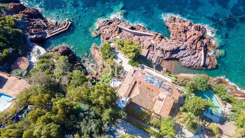 Ferienhaus für 12 Personen, mit Pool und Garten sowie Whirlpool in Théoule-sur-Mer - 2