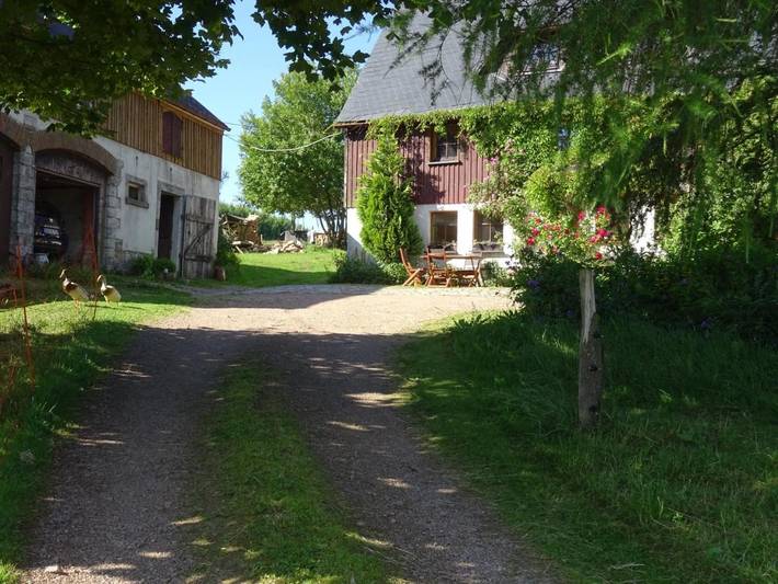 Ferienwohnung für 6 Personen, mit Terrasse und Garten sowie Ausblick