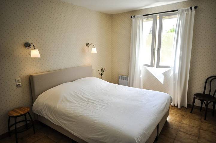 Location de vacances pour 10 personnes, avec jardin et terrasse à Cazedarnes - 3