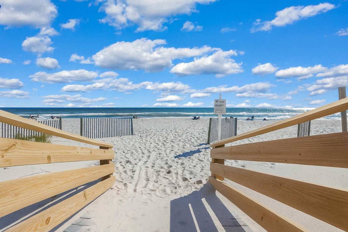 Entire apartment, Island Royale- Beachfront Penthouse in Gulf Shores, Mobile Bay