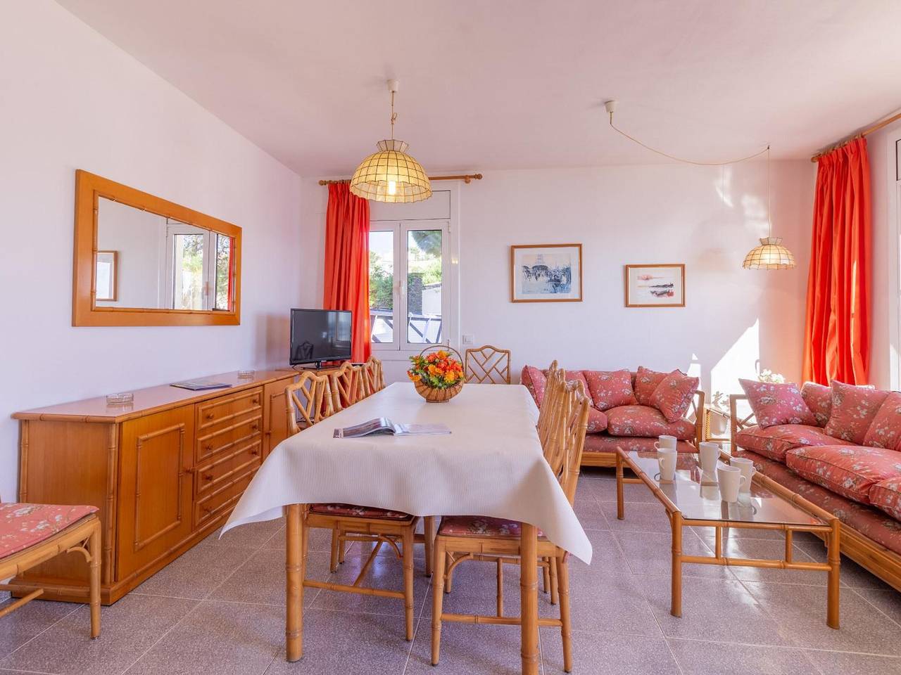 Bellamar C - Casa adosada para 10 personas en primera línea de mar en Llançà. in Llançà, Haut-Ampurdan