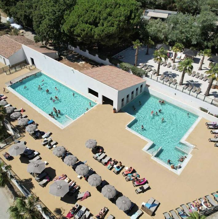 Location de vacances pour 6 personnes, avec jacuzzi ainsi que jardin et piscine à La Garde-Freinet - 3
