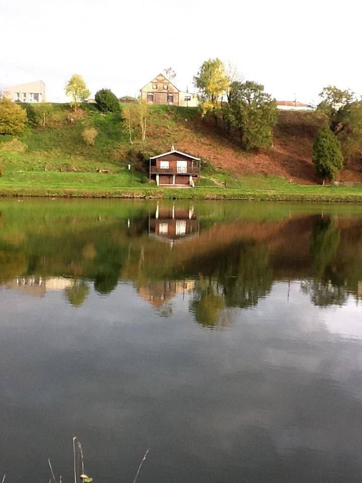 Chalet in Vireux-Wallerand, Regionaler Naturpark Ardennen