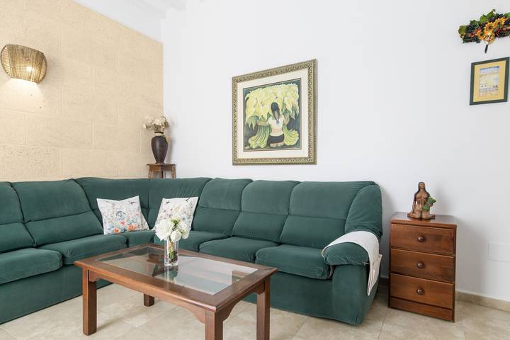 Apartamento entero, Alojamientos Cadiz Sol - ubicación privilegiada, con balcón y cerca de la playa in Casco Antiguo de Cádiz, Cádiz