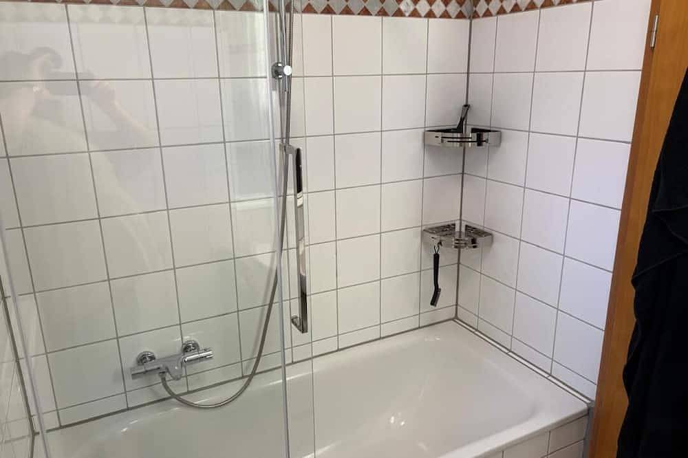 Ganze Wohnung, Neu! Ferienappartement Nino in Rötz, Ostbayern