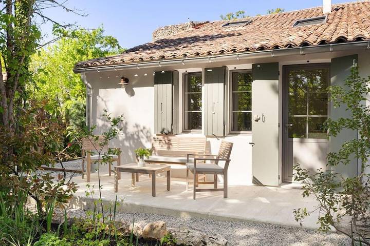 Location de vacances pour 4 personnes, avec terrasse et jardin à Capian