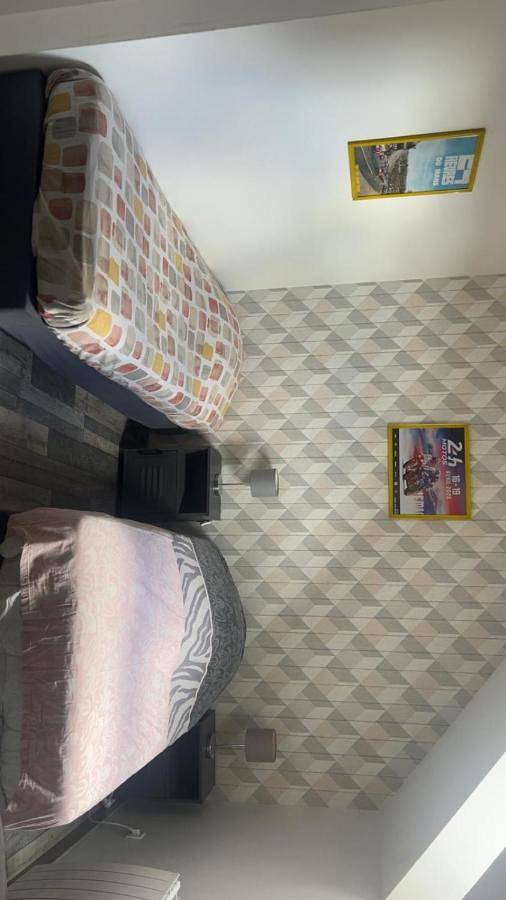 Appartement de vacances entier, Chambre proche du circuit des 24h in Mulsanne, Sarthe