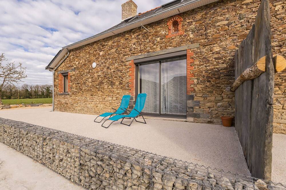 Ruhiges Ferienhaus mit Terrasse, nahe Nantes in Nort-sur-Erdre, Châteaubriant und Umgebung