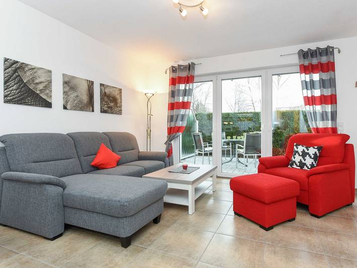Ferienwohnung für 4 Personen, mit Balkon und Terrasse in Bensersiel - 3