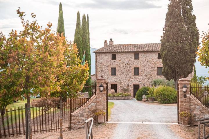Agriturismo per 2 persone, con Terrazza e Giardino nonché Piscina e Panorama a Città della Pieve