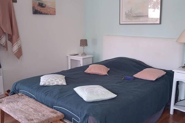 Location de vacances pour 5 personnes, avec Jacuzzi ainsi que Terrasse et Jardin à Lagord