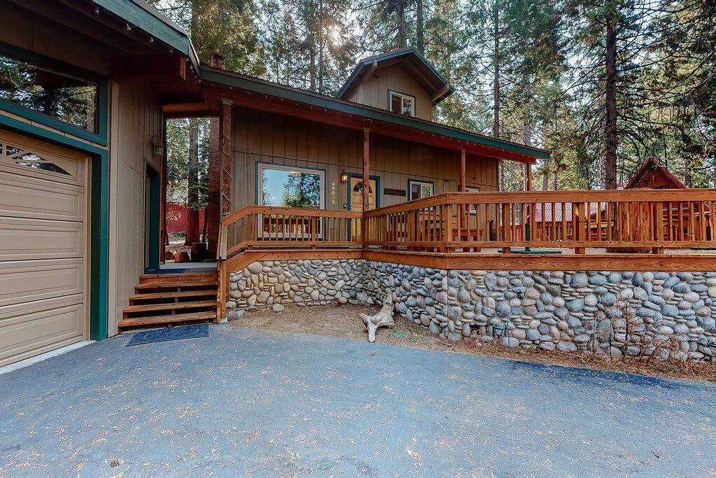 Dog-Friendly 3Br Cabin w/ Large Deck, Bbq, Wifi, Private W/D - Near Lake in Shaver Lake, Kings Canyon Nationalpark