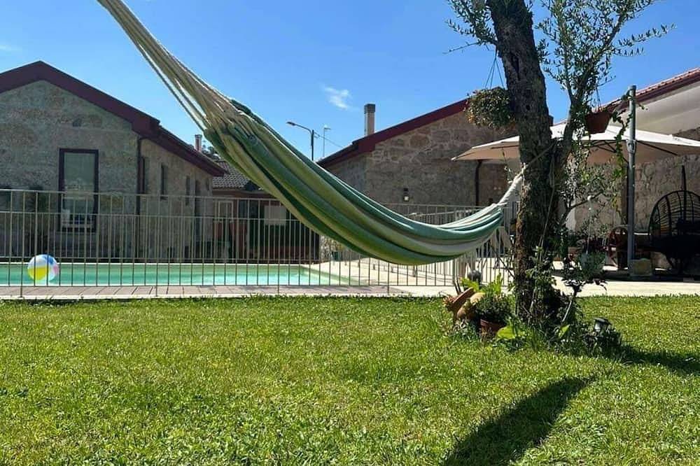 Carvalho Village - No Alojamento o Silencio Mistura-se com a Natureza in Fafe, Distrito de Braga