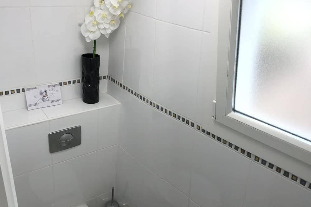 A 100 Metros De La Playa De Santa Giulia, Villa Con Aire Acondicionado Para 2 A 6 Personas in Santa Giulia, Porto Vecchio