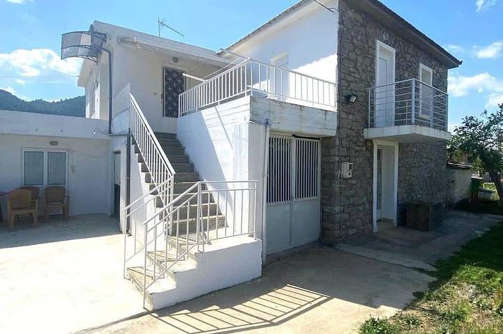 Vacation rental for 6 people in Sparta Municipality