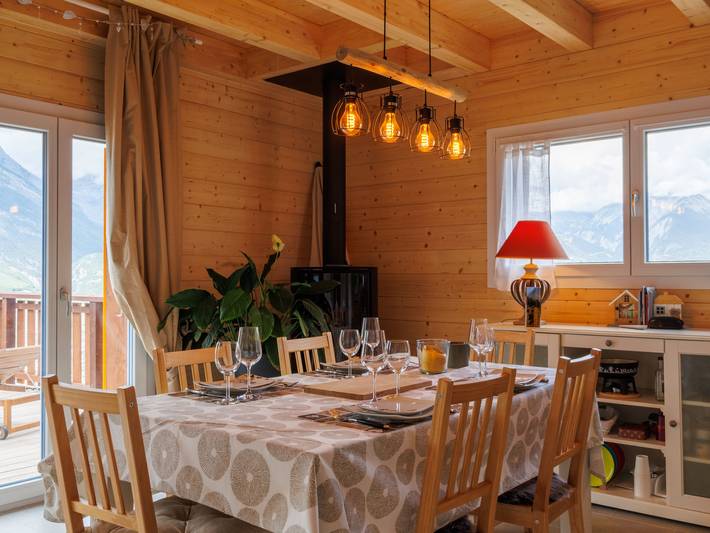 Ferienhaus für 6 Personen, mit Terrasse und Garten in Nendaz - 2