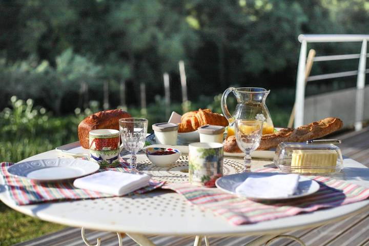 Location de vacances pour 2 personnes, avec vue et jardin à Guimaëc - 3