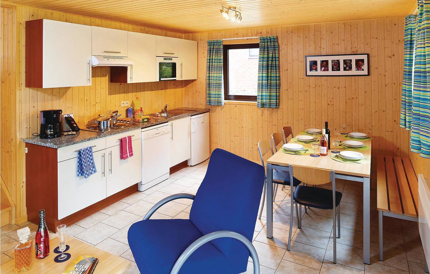 Ferienhaus für 8 Personen mit Terrasse in Hastière, Region Namur