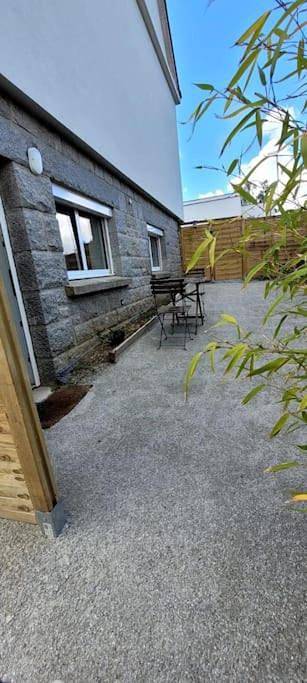 Appartement entier, 2 pièces avec terrasse in Malestroit, Région de Vannes