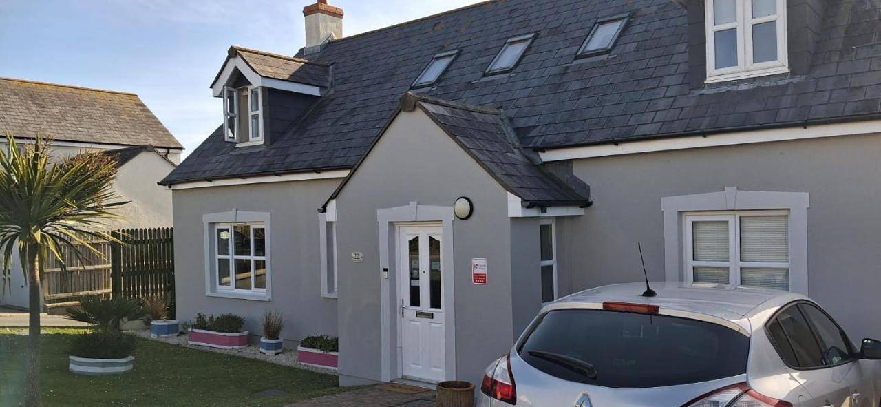 Double Room with Private Bathroom in Broad Haven, Pembrokeshire