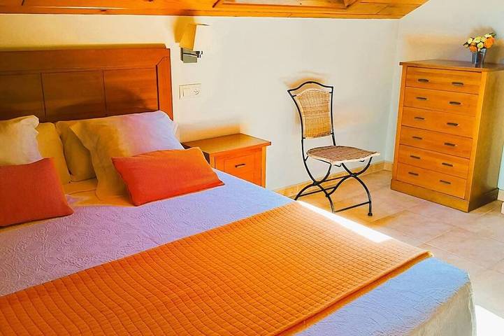 Apartamento entero, Dúplex con 2 dormitorios (4 adultos) in O Grove, Rias Baixas