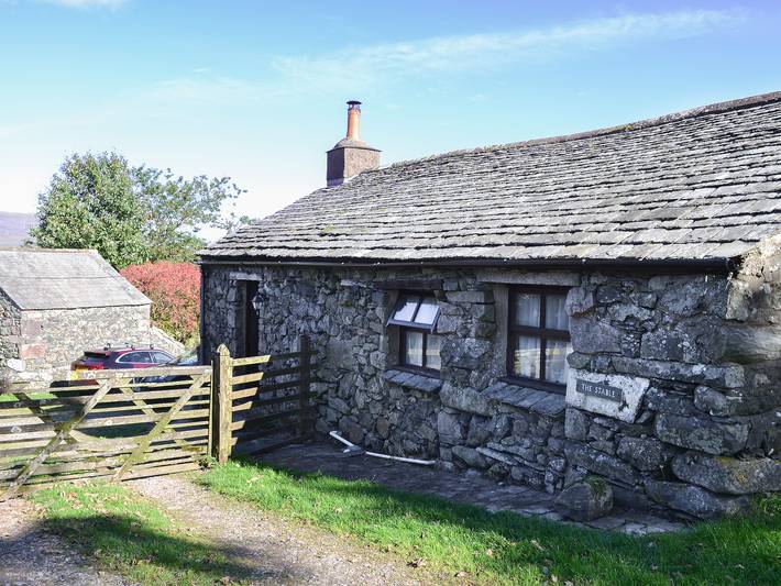Cottage for 2 people, with pets in Eskdale