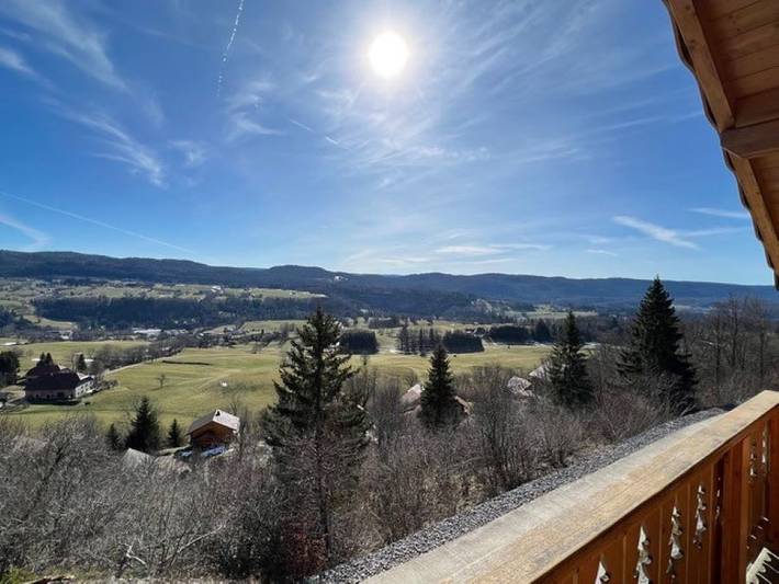 Gîte pour 8 personnes, avec terrasse ainsi que vue et jardin, animaux acceptés à Foncine-le-Haut - 2
