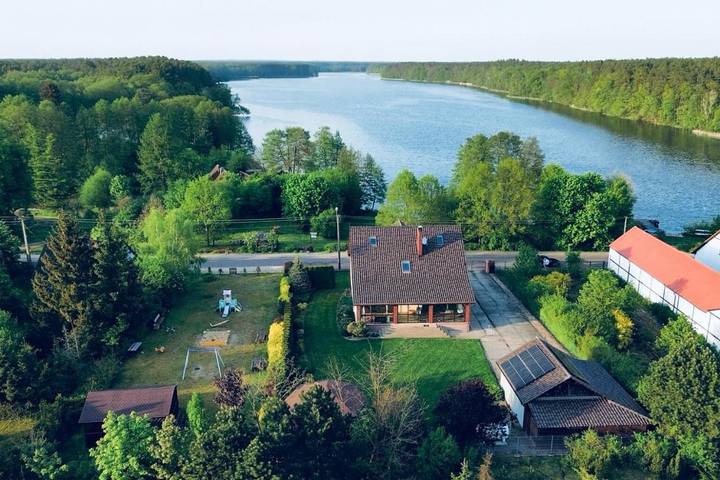Ferienhaus für 10 Personen, mit Ausblick und Garten sowie Seeblick