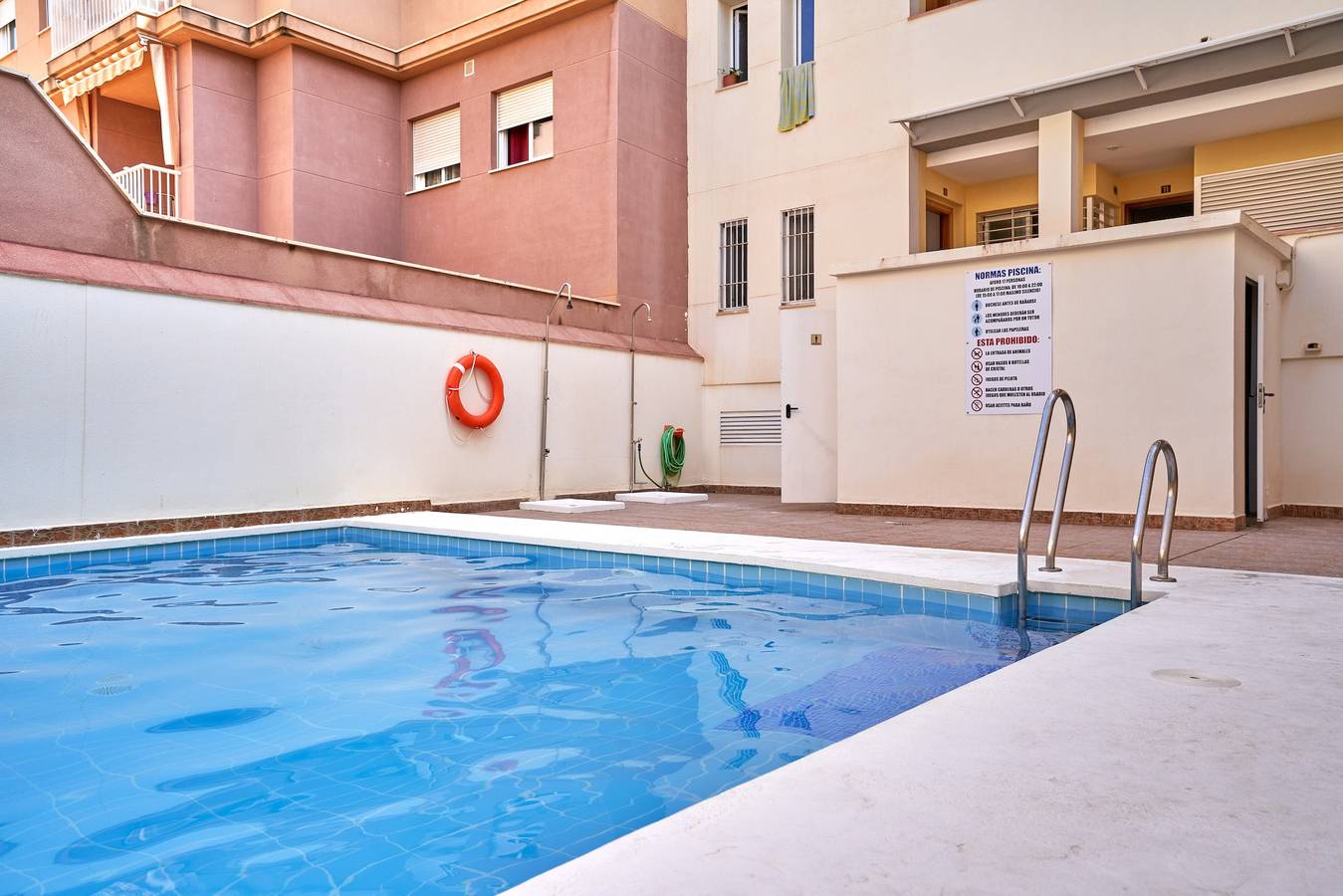 Estudio entero, Apartamento estudio "Lintras" con piscina compartida y Wi-Fi in Torrox Costa, Torrox