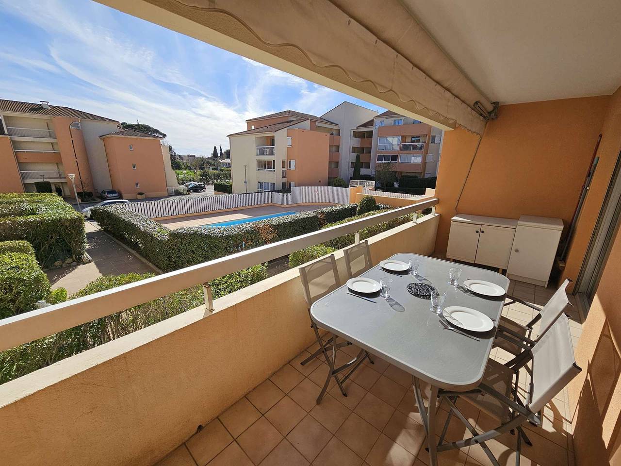 Appartement de vacances entier, Piscine, balcon, plein sud, 4 couchages in La Seyne-sur-Mer, Région de Toulon
